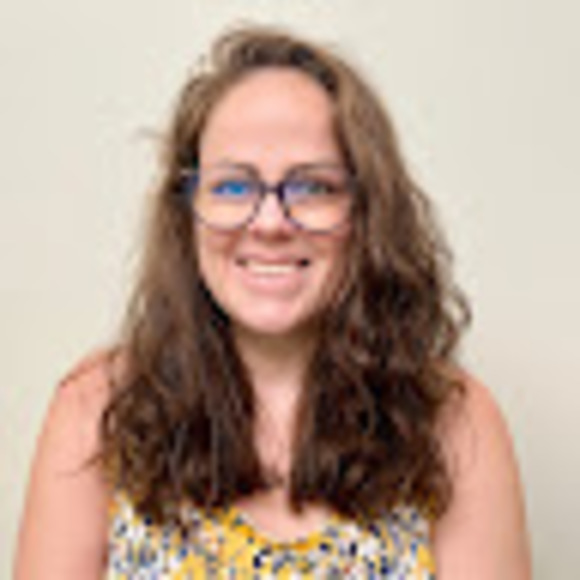 Profile Picture of Carolyn Higman (@carolyn_higman) on Poshmark