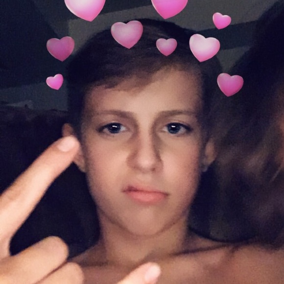 Profile Picture of Alex Mcgregor (@lil_mcgregor) on Poshmark