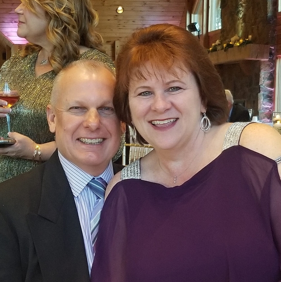 Profile Picture of Debbie Scheller (@aecmom) on Poshmark