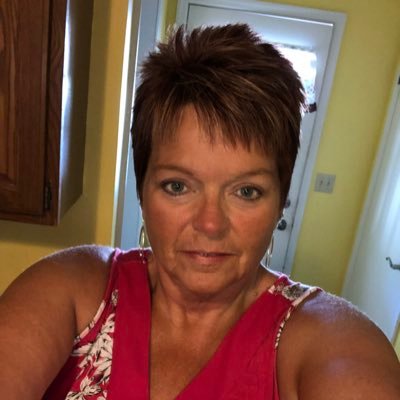 Profile Picture of Cheryl Davenport (@KYbluelady1962) on Twitter