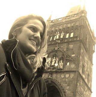 Profile Picture of Alice Lacerda (@alice.lacerda.33) on Facebook