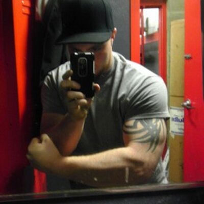 Profile Picture of Carl Halton Jr (@CarlJr66) on Twitter