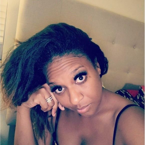 Profile Picture of Loren Sims turner (@dinitra82) on Poshmark