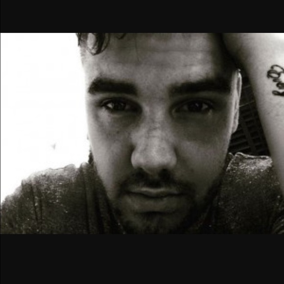 Profile Picture of James Taker (@jamestaken45) on Poshmark