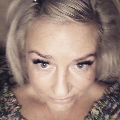 Profile Picture of Margaret More-Miller (@Findbeautyltd) on Twitter