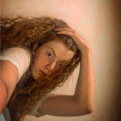 Profile Picture of Ellen Brandon (@EllenBrandon_x) on Twitter