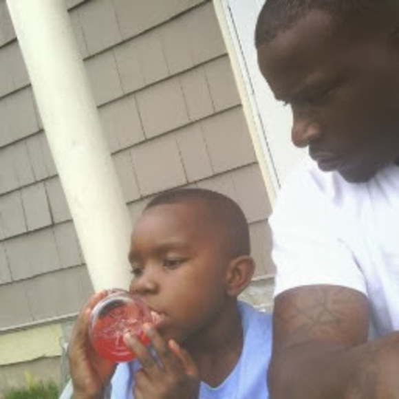 Profile Picture of Michael Snowden (@msnowden28) on Poshmark