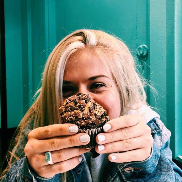 Tori Hannah - Poshmark Profile Picture of Tori Hannah (@torihannah841) on Poshmark