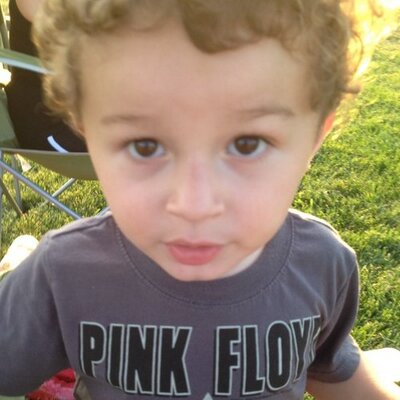 Profile Picture of Derek Torres (@derektorres916) on Twitter