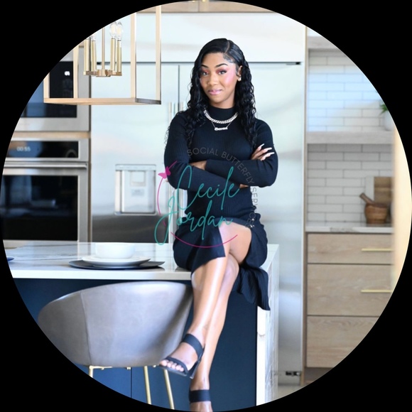 Profile Picture of Jazmon Puryear (@proverbs31w) on Poshmark