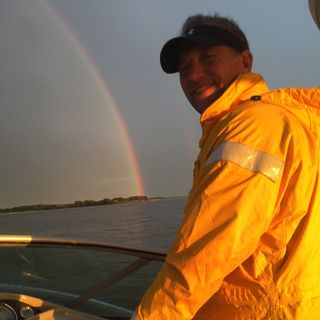 Profile Picture of Jeff Shue (@flipflopshue) on Instagram