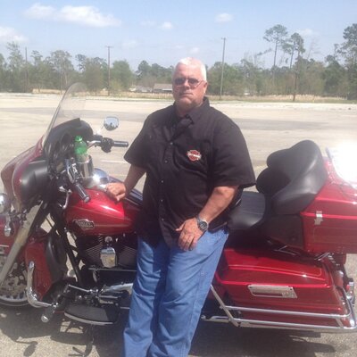 Profile Picture of Earl K. Hano Jr. (@couser62) on Twitter