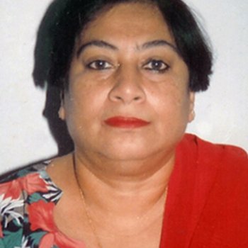 Profile Picture of Seema Mukherjee (@SeemaMukherjee4) on Twitter