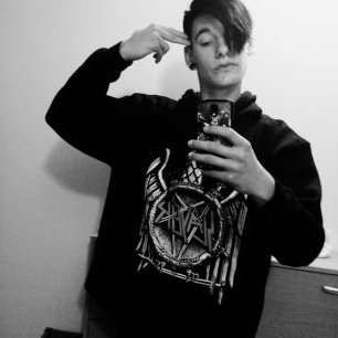 Profile Picture of Robert Valent (@S_R_O_O_B_I_K) on Twitter