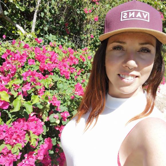 Profile Picture of Jøåni Giguere (@joanie1597) on Poshmark