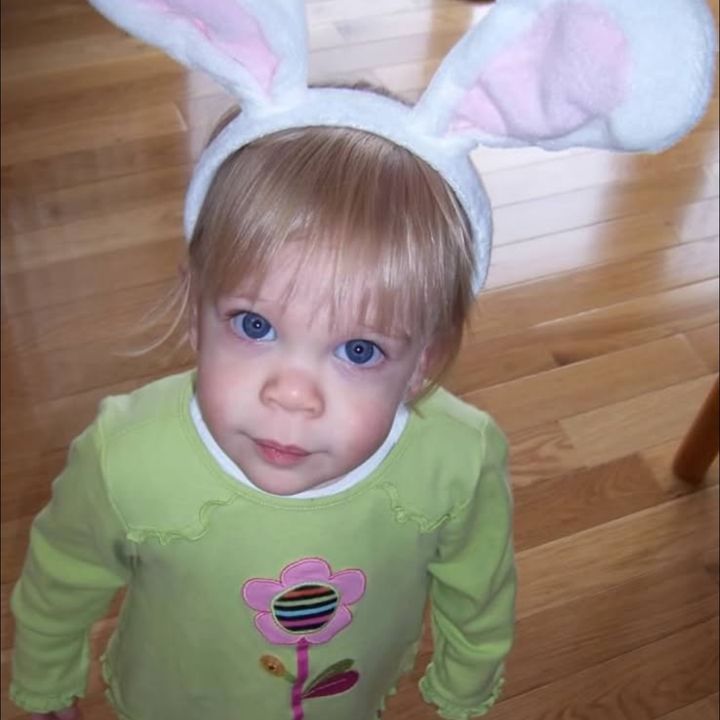 Profile Picture of kara (@karapowell) on Tiktok