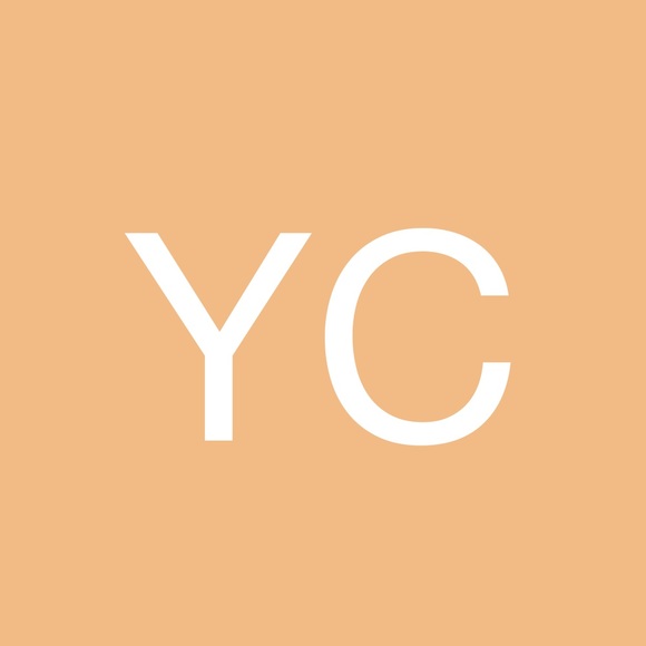 Profile Picture of Yvonne Cavazos (@yvonnecavazos12) on Poshmark