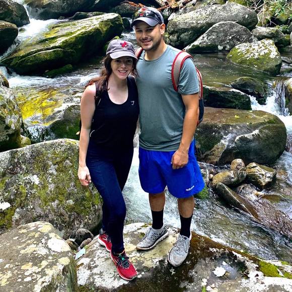 Profile Picture of Samantha Cecchin (@scecchin) on Poshmark