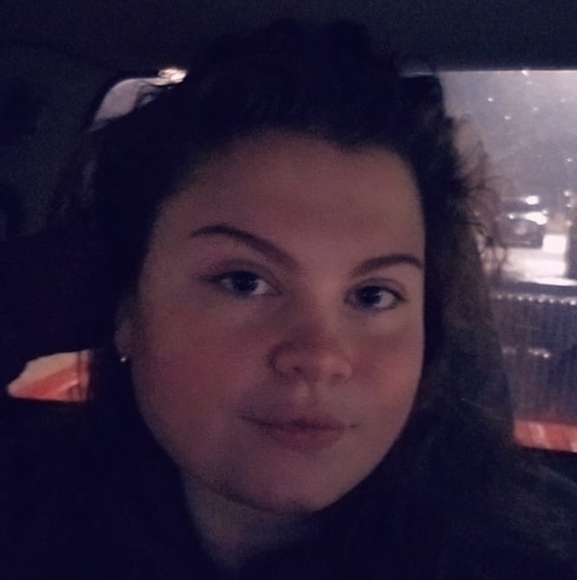 Profile Picture of Spenser m Blumenschein (@sblumenschein) on Poshmark