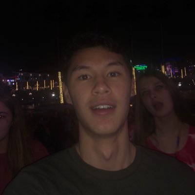 Profile Picture of John Sunny (@johnsonhuynh25) on Twitter