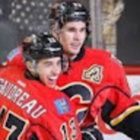 Profile Picture of Tobin Cook (@cooktobin) on Poshmark