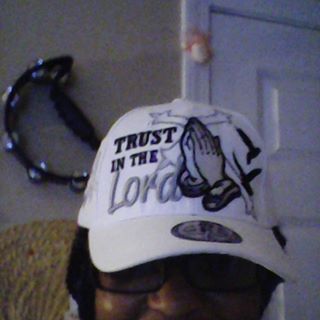 Profile Picture of Lucille Streeter (@lucille.streeter.52) on Facebook