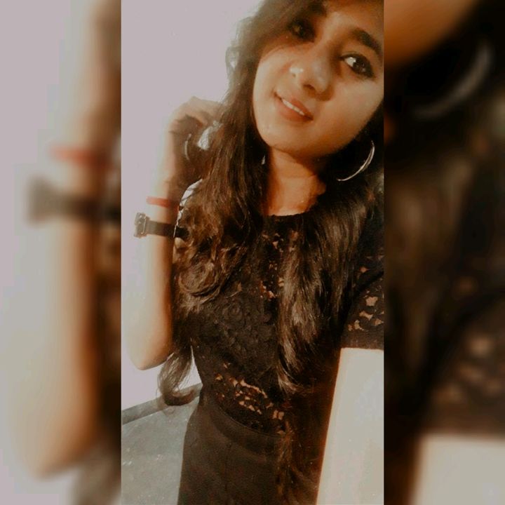 Profile Picture of apurva singh (@apurvasingh08) on Tiktok