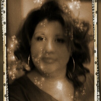 Profile Picture of Nikki Ramirez (@nikkiramirez18) on Twitter