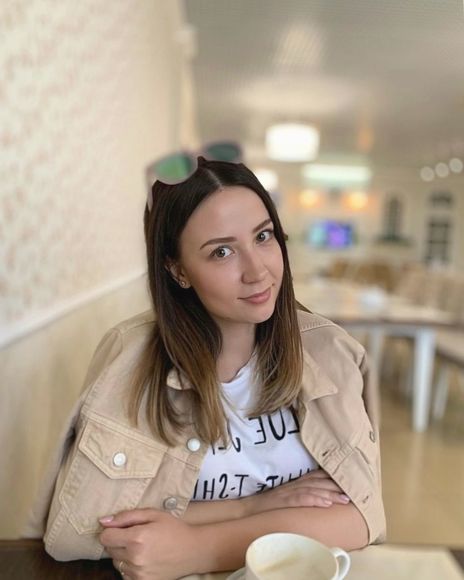 Profile Picture of Alisha Paul (@624alishapbl) on Poshmark