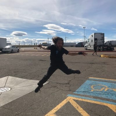 Profile Picture of Josh Blue (@JoshBlueComedy) on Twitter
