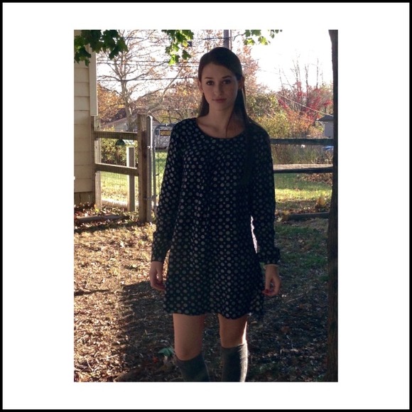 Profile Picture of Hailey Rosbach (@hhai_leyy) on Poshmark