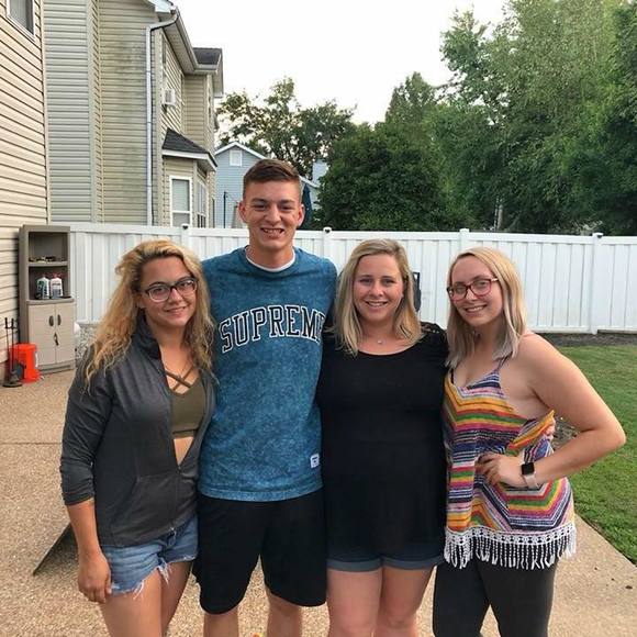 Michael Benisch - Poshmark Profile Picture of Michael Benisch (@michaelbenisch) on Poshmark