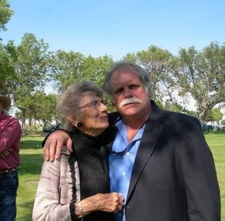 Profile Picture of Darwyne Cady (@darwyne.cady) on Facebook