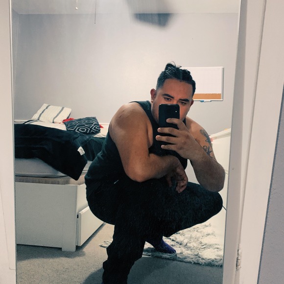 Profile Picture of Alex ivan Hernandez (@alextowing12) on Poshmark