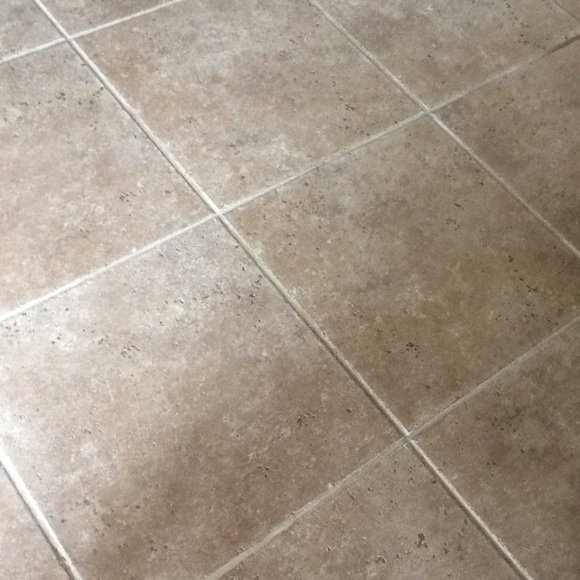 Profile Picture of Drew Lessert (@topash307) on Poshmark