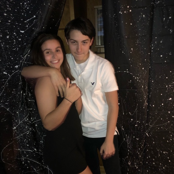 Profile Picture of Rosalie Smithers (@rosaliesmithers) on Poshmark