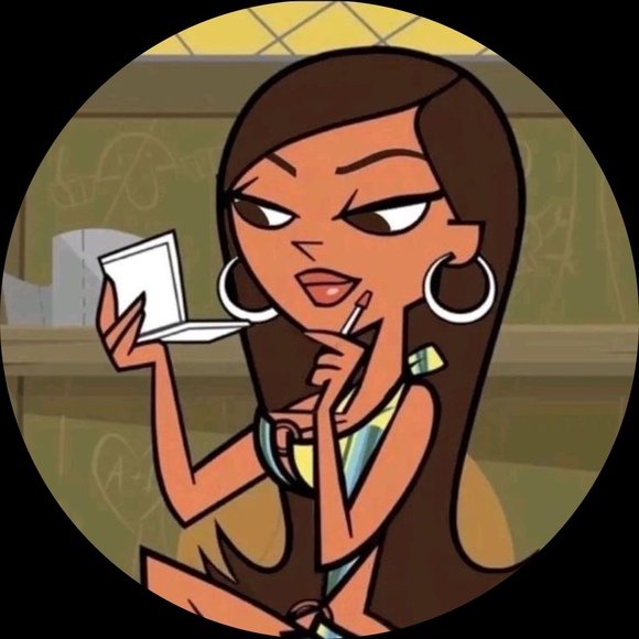 Profile Picture of Bysteez Bysteez (@bysteez) on Poshmark