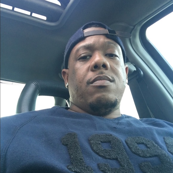Profile Picture of Haywood Atkins (@abcd_81) on Poshmark