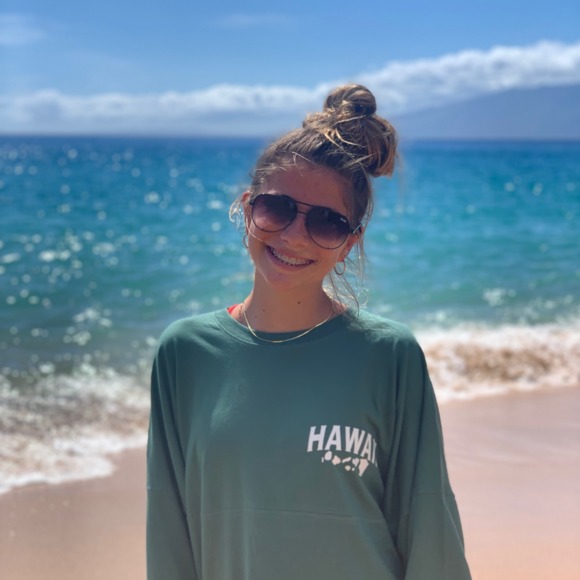 Profile Picture of Brianna Rowlands (@boborowlands) on Poshmark