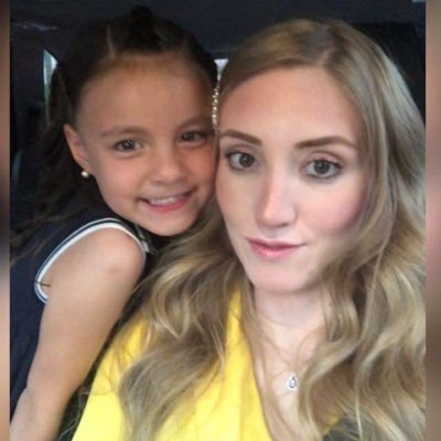 Profile Picture of Lila Jimenez (@LilaZahe) on Twitter