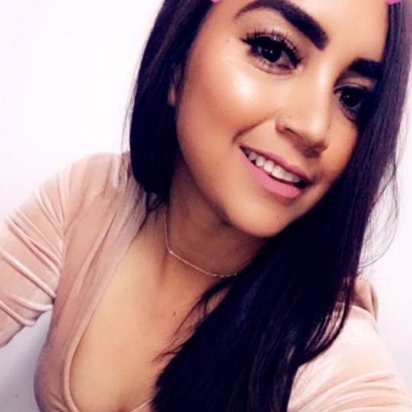 Profile Picture of Cande Ramirez (@kandesita69) on Poshmark