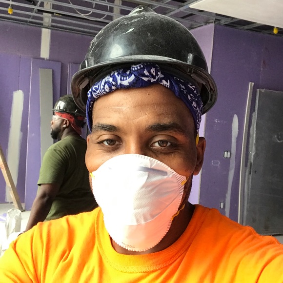 Profile Picture of Jason Sawyer (@jbunni130) on Poshmark