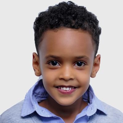 Profile Picture of Biniam Hailu Beyene (@binshop4) on Twitter