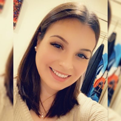 Profile Picture of Adriana Torres (@Endless_ayee) on Twitter