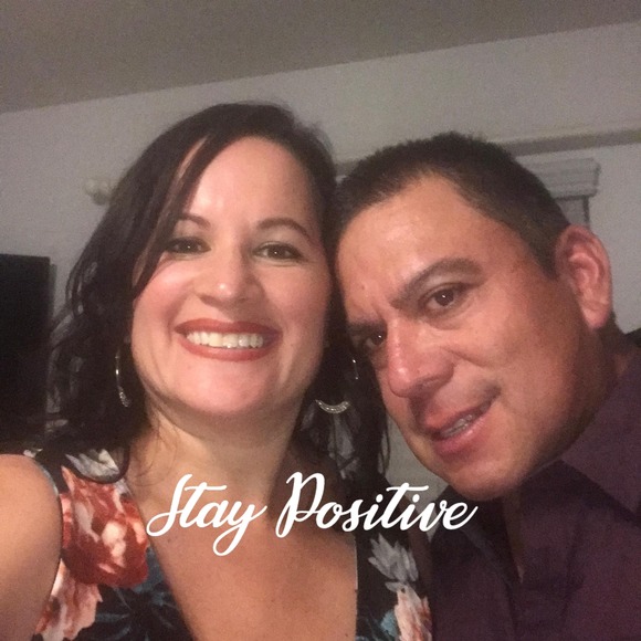 Profile Picture of Isabel Arroyo (@iarroyo543) on Poshmark
