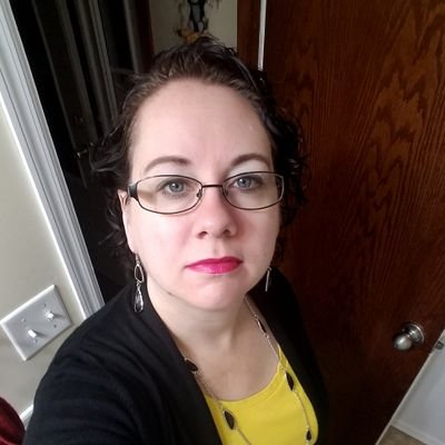 Profile Picture of Stephanie Roush (@SRoush79) on Twitter