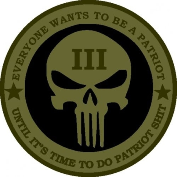 Profile Picture of Cameron n becca Dunbrack (@dunbrack23) on Poshmark