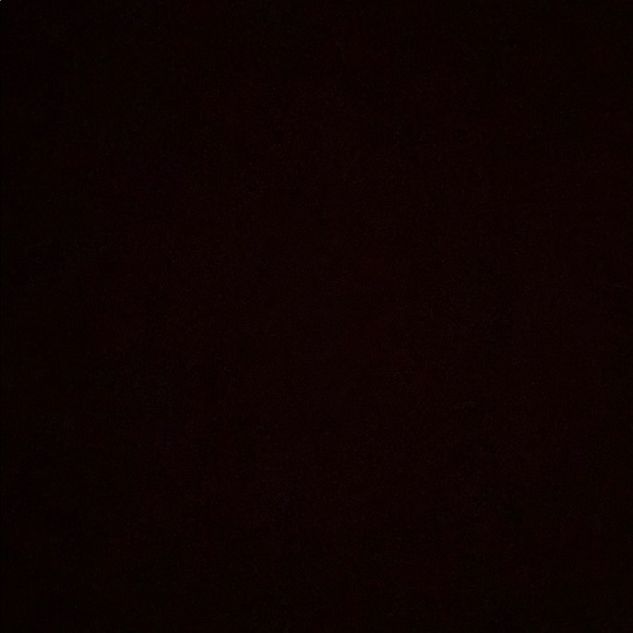 Profile Picture of Paulina Almaguer (@paulinaalmaguer) on Poshmark