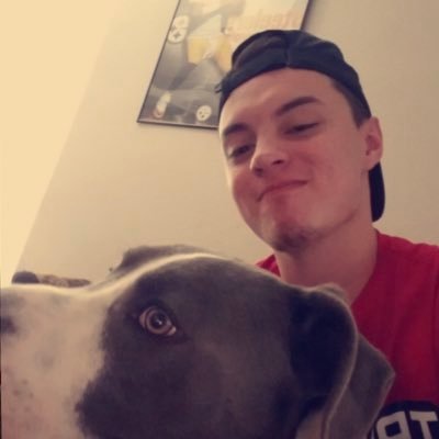 Profile Picture of Daniel Chavarria (@Deeweezy02) on Twitter