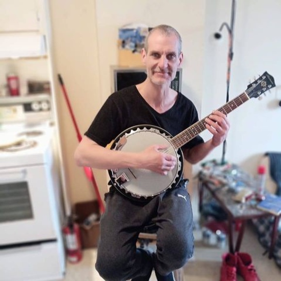 Profile Picture of Jonathan Poirier (@josephkuingy) on Poshmark